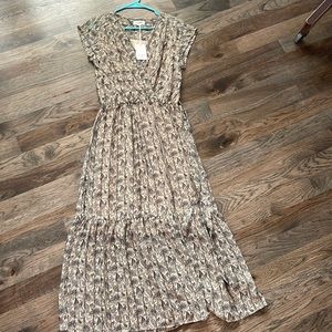 Maxi dress size medium